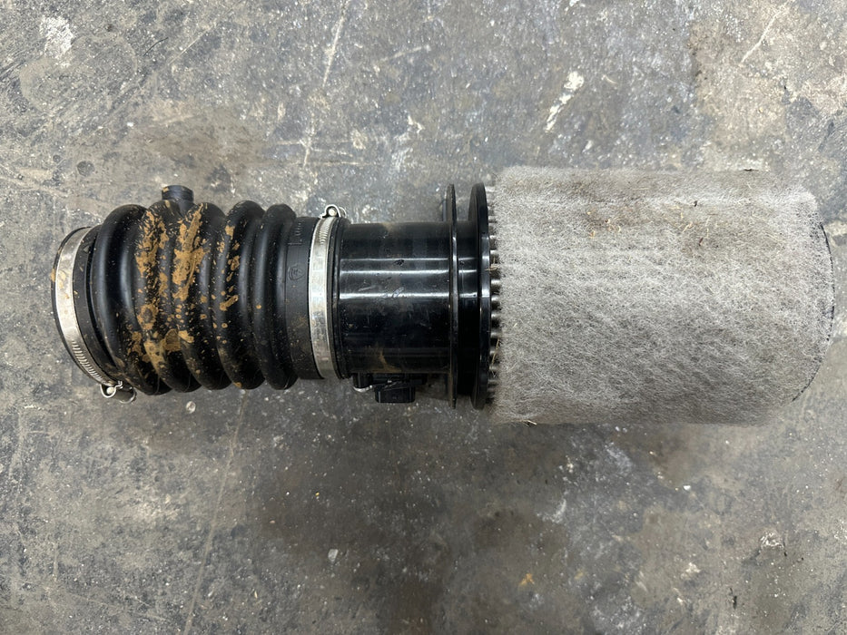 2014 AUDI R8 OEM RIGHT AIR FILTER INTAKE OEM 420133844E 420 133 844 E