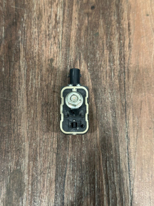 2020 BMW M4 F82 FRONT DOOR IMPACT SENSOR OEM 9217711