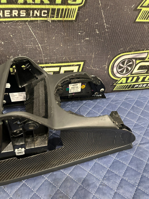 2014 AUDI R8 FRONT CENTER CONSOLE BASE OEM W/ CARBON FIBER TRIMS 423 863 241 D