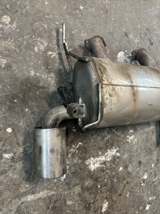 2018 NISSAN 370Z OEM REAR MUFFLER EXHAUST WITH TIPS 20100 0GA0A