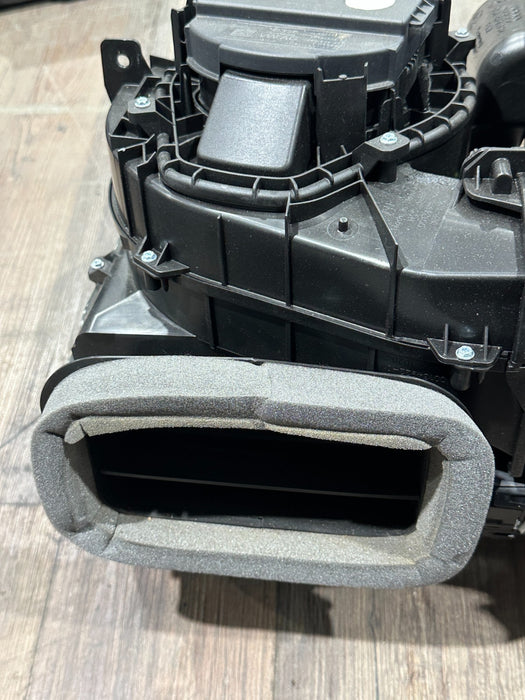 2017 AUDI R8 HVAC HEATER BLOWER HOUSING BOX OEM 4S1 820 005