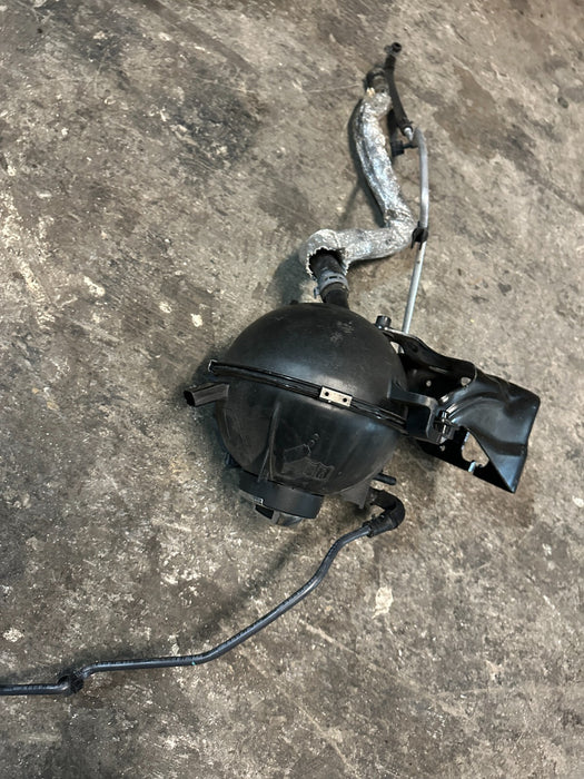 2021 AUDI R8 COOLANT RESERVOIR W/ HOSES LINES 4S0 121 403 A 4S0121403A