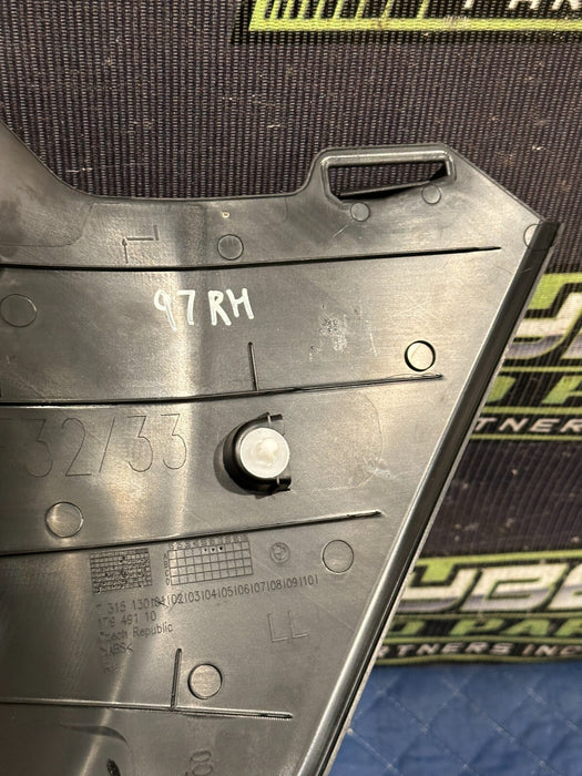 2020 BMW M4 F82 FRONT RIGHT SIDE DOOR PANEL 7315130