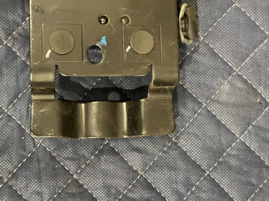 2018-2020 FORD F250 F350 SPARE TIRE JACK FLOOR RETAINER BRACKET HC3C 17B014 HA