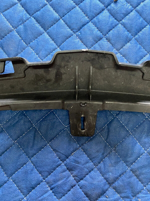 2015 MERCEDES-BENZ C63S AMG FRONT BUMPER COVER RETAINER 2058851165