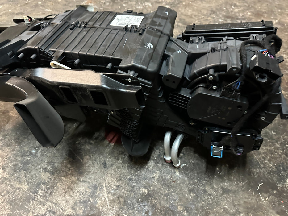 2022 DODGE RAM 1500 HEATER CORE HVAC AC BLOWER MOTOR HOUSING BOX OEM