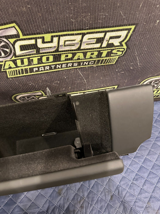 2014 AUDI R8 GLOVE BOX DASH COMPARTMENT 423 857 096 OEM 423 857 104