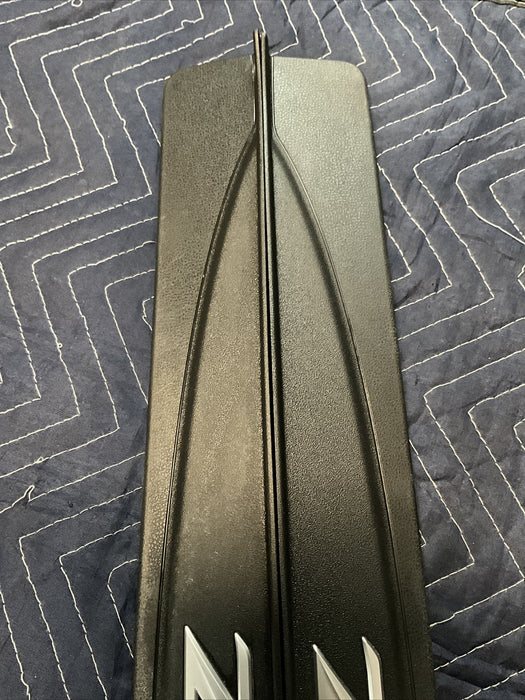 2018 NISSAN 370Z KICK PLATE SET LEFT RIGHT 2009-2020