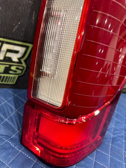 2020- 2022 FORD F250 F350 F450 PASSENGER RIGHT BLISS LED TAIL LIGHT OEM ~MINT~