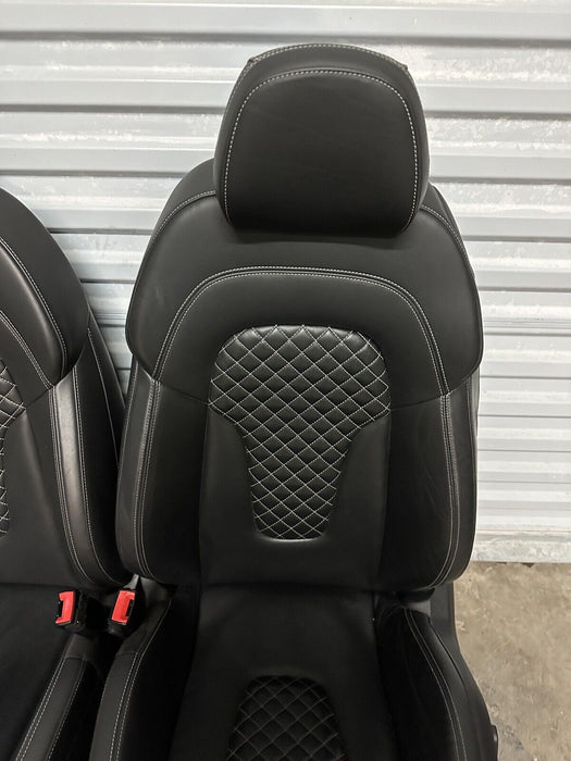 2011 2014 AUDI R8 5.2L V10 WHITE DIAMONDS STITCHING LEATHER BUCKET SEATS OEM