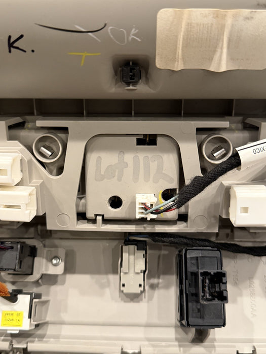 2017 NISSAN TITAN XD RESERVE OVERHEAD CONSOLE DOME LIGHT ASSEMBLY OEM