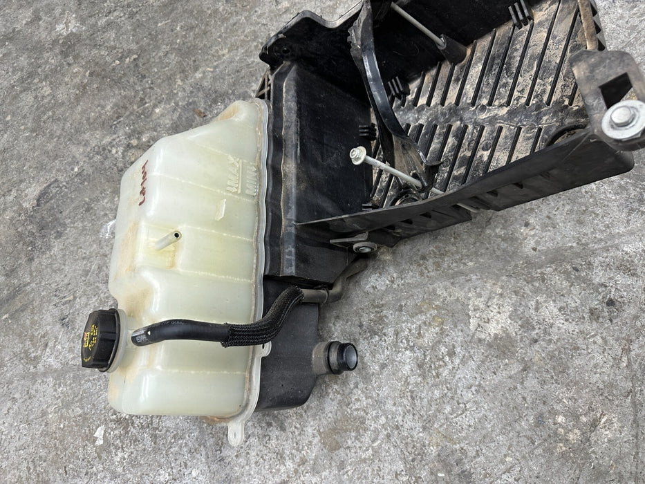 2023 2024 FORD F250 F350 F450 BATTERY HOLDER TRAY W/ RESERVOIR OEM LC3B 6A987 AA