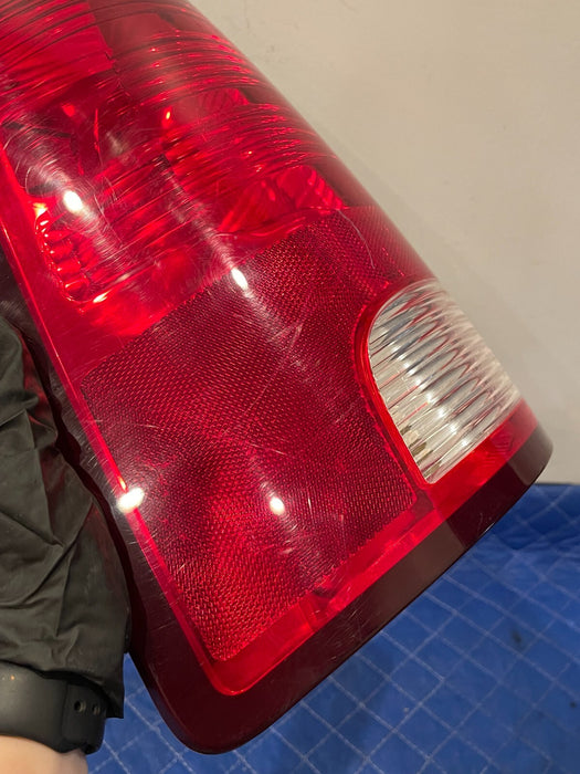 2017 DODGE RAM 2500 MEGA CAB REAR DRIVER LEFT TAIL LIGHT OEM *SCRATCHES*