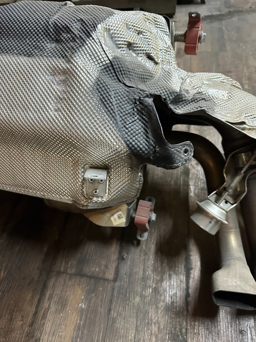 2018 AUDI R8 EXHAUST MUFFLER W SHIELDS ASSEMBLY OEM