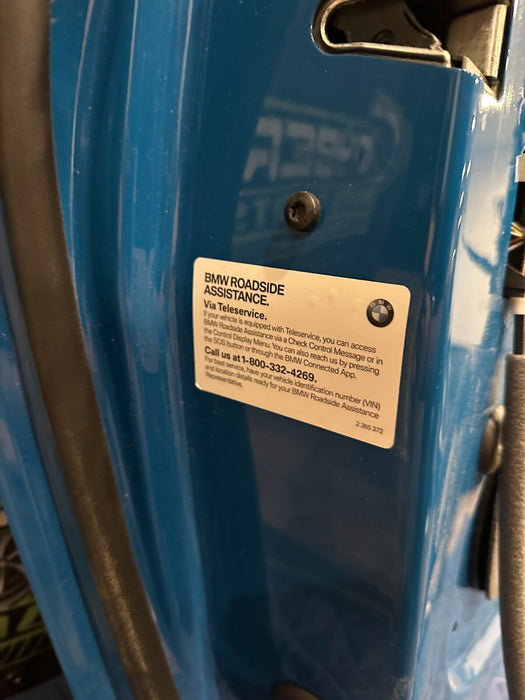 2015-2020 BMW M4 F82 FRONT LEFT DRIVER DOOR LAGUNA SECA BLUE 448 MINOR SCRATCHES