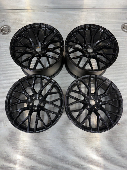 2017 2018 AUDI R8 GENUINE OEM 20" BLACK OPTIC WHEELS RIMS 4S0-601-025 SET (4)