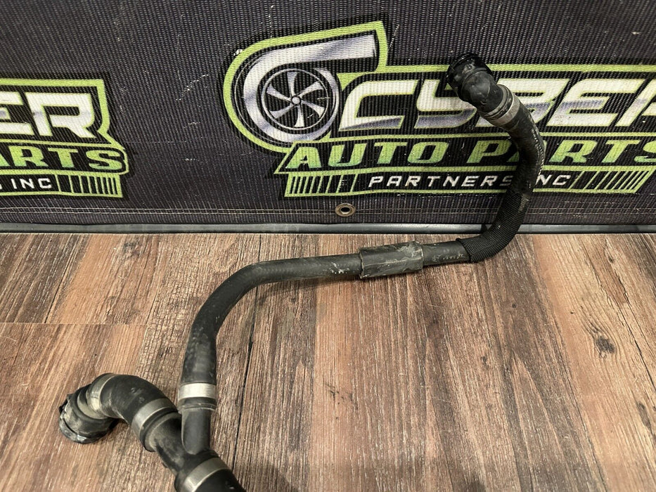 2020 BMW M4 F82 RADIATOR RIGHT COOLANT HOSE OEM 17-12-2-284-691