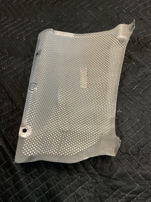 2017 MERCEDES C63 AMG OEM LEFT FLOOR PAN HEAT SHIELD 205 680 15 22 A2056801522