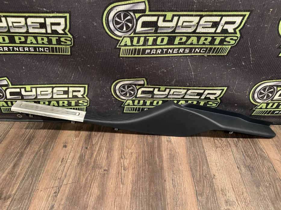 2022 DODGE RAM 2500 3500 REAR RIGHT SILL KICK PLATE TRIM OEM *WEAR 8*
