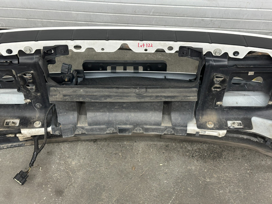 2017-2019 FORD F450 FRONT BUMPER OEM TRI COAT WHITE (UG) *PAINT CHIPS*