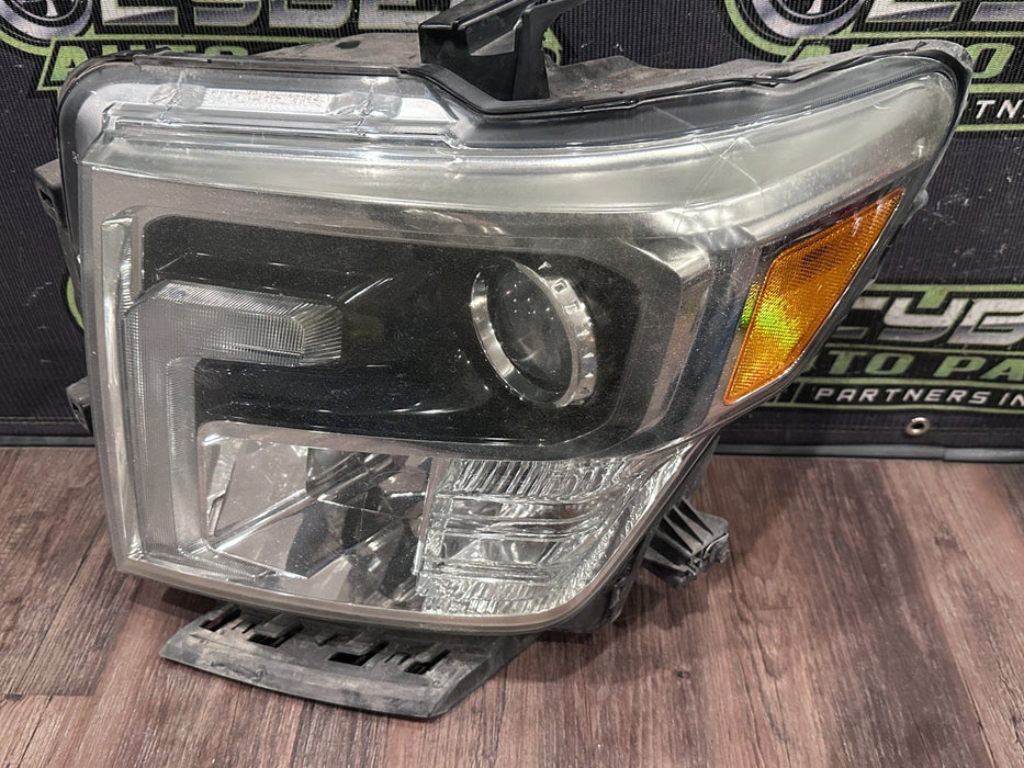 2017 NISSAN TITAN XD DRIVER LEFT LED HEADLIGHT OEM *INTERNAL STRESS CRACKS 7-8*