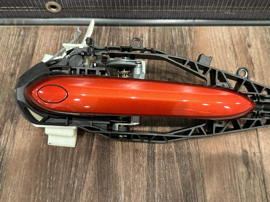2020 BMW M8 COMP F93 FRONT DRIVER LEFT DOOR HANDLE MOTEGI RED - C3K OEM *READ*