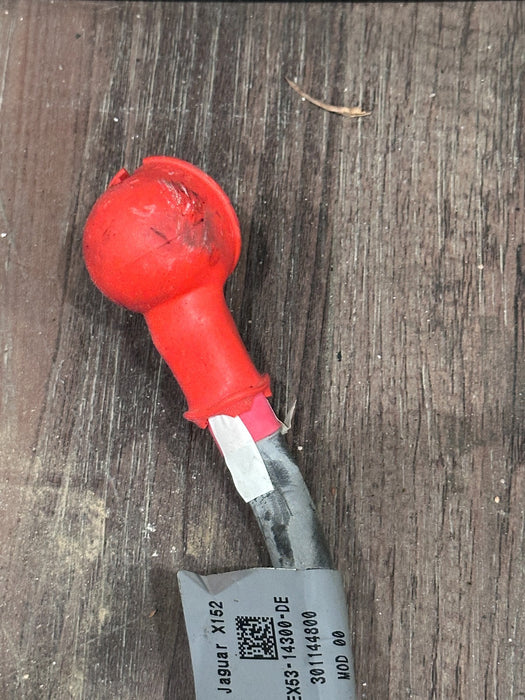 2015 JAGUAR F TYPE R POWER SUPPLY MODULE TRUNK POSITIVE BATTERY EX53 14300 AD