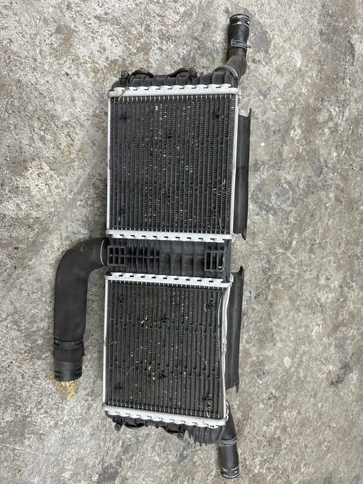 2014 AUDI R8 FRONT CENTER RADIATOR 420 121 254 B 420121254B