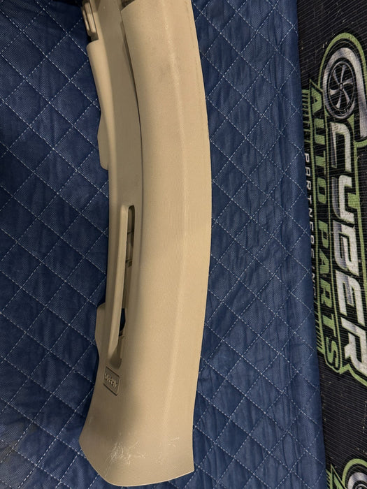 2017-2019 FORD F250 F350 F450 TAN/BEIGE LARIAT RIGHT UPPER B PILLAR OEM *SCUFFS*