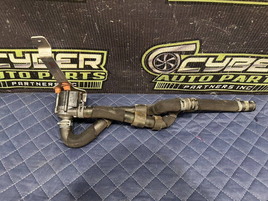 2018 AUDI R8 V10 REAR AUXILIARY WATER PUMP W/ PIPE HOSE 06H 121 601 06H121601