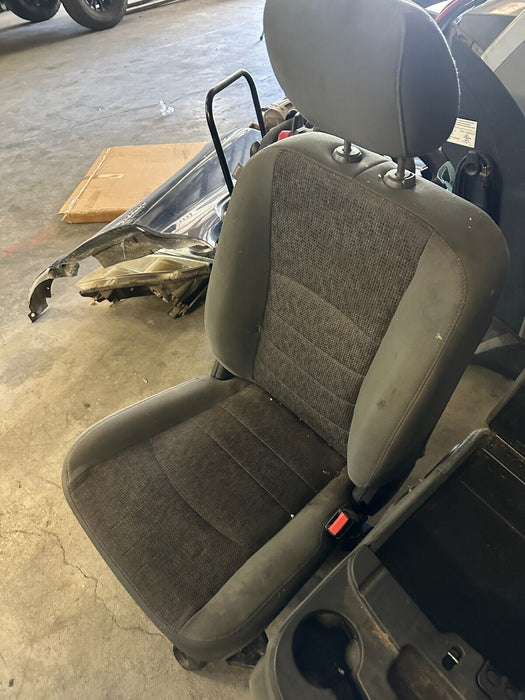 2015 2016 2017 2018 RAM 2500 3500 BIG HORN FRONT SEATS W/ JUMP SEAT CONSOLE OEM