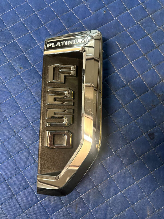 2018-2020 FORD F250 PLATINUM PASSENGER RIGHT CHROME FENDER EMBLEM BADGE OEM~READ