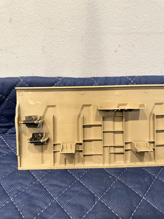 2017-2019 FORD F250 F350 F450 LARIAT TAN REAR DRIVER LEFT SCUFF KICK PLATE OEM