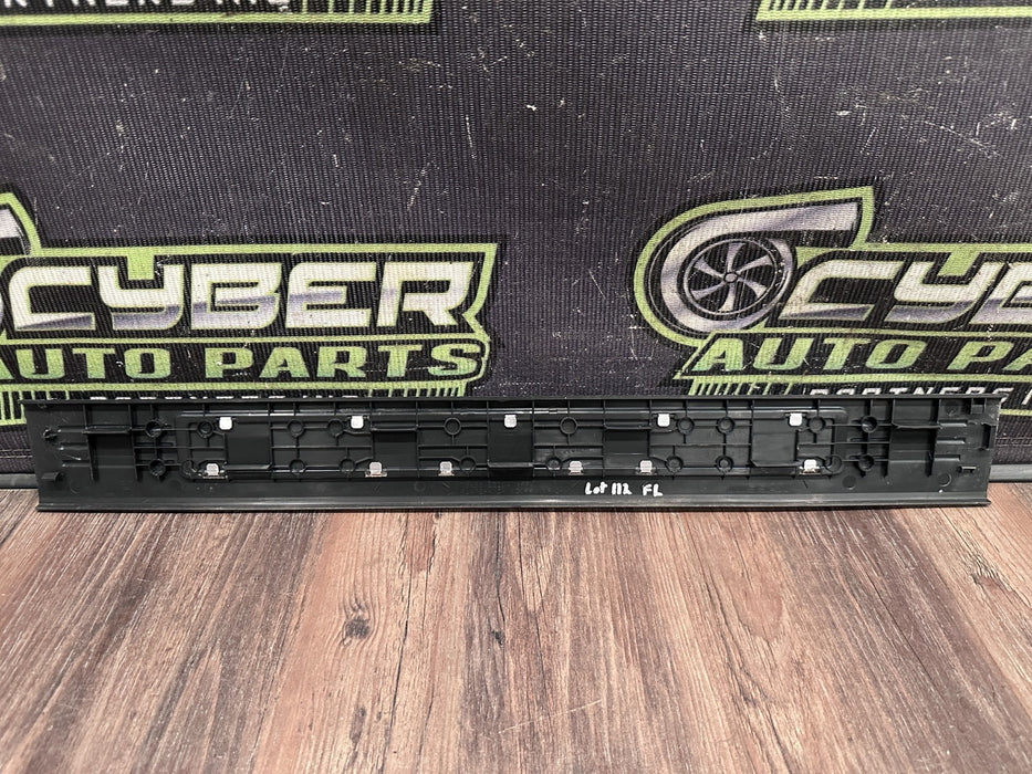 2017 NISSAN TITAN XD RESERVE FRONT LEFT DOOR SILL KICK PLATE OEM *WEAR/READ 3-5*