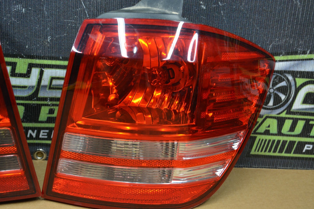 2017 DODGE JOURNEY REAR OUTER TAIL LIGHTS PAIR LEFT RIGHT COMPLETE OEM 2009-2018