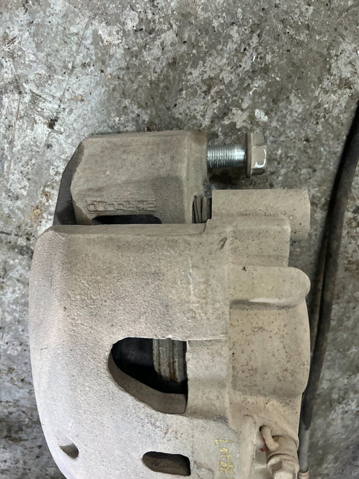 2016 2019 NISSAN TITAN XD FRONT DRIVER'S BRAKE CALIPER W/ BRAKE HOSE OEM