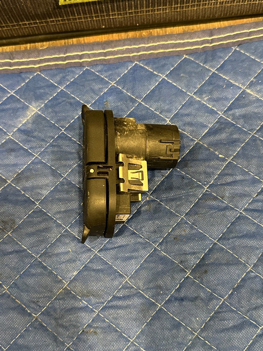 2022 DODGE RAM TRX 1500 REAR BUMPER TRAILER PLUG CONNECTOR OEM