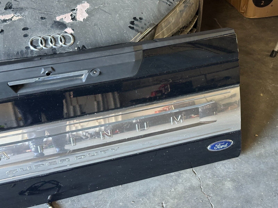 2020 2021 2022 FORD F250 F350 F450 PLATINUM TAILGATE W/ STEP AGATE BLACK (UM)