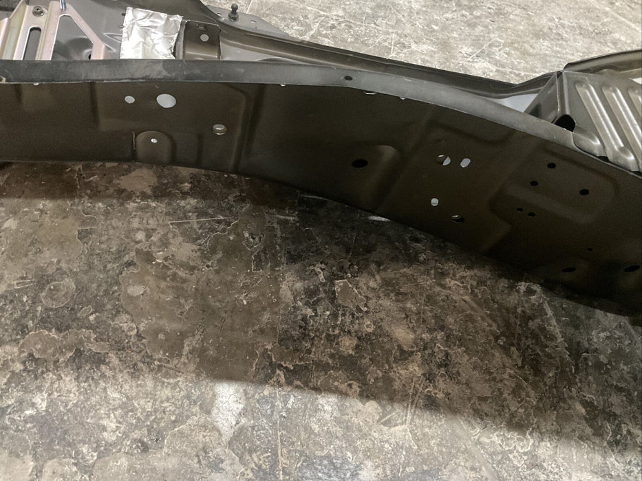 2016-2019 NISSAN TITAN XD FRONT LEFT DRIVER FRAME RAIL END APRON PILLAR CUT OEM