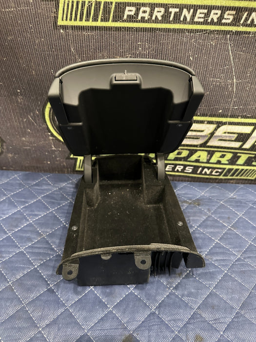 2014 AUDI R8 V10 CENTER CONSOLE LEATHER STORAGE COMPARTMENT OEM 420 863 075 B