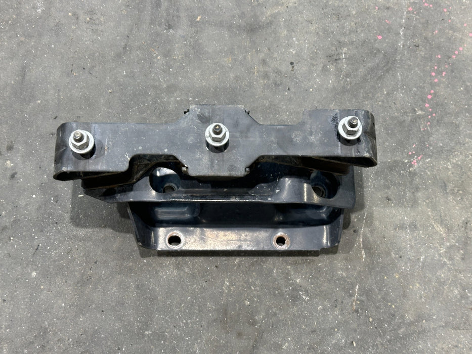 2021 RAM 2500 LARAMIE TRANSMISSION SUPPORT BRACKET OEM 52121938