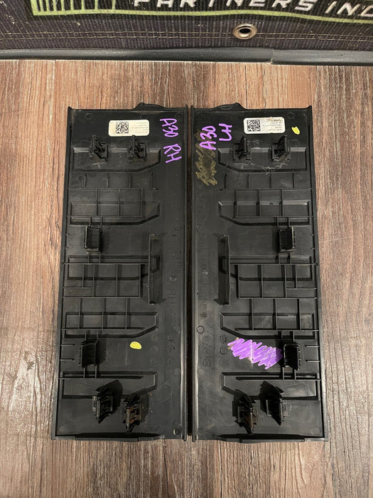 2017-2019 FORD F250 F350 PLATINUM REAR LEFT RIGHT KICK PLATES OEM *SCUFFS*
