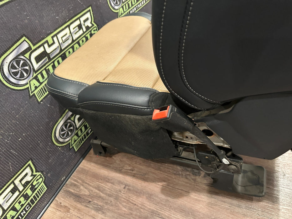 2023 2024 FORD F250 F350 F450 LARIAT FRONT RIGHT SEAT ~MINOR BURN WEAR~