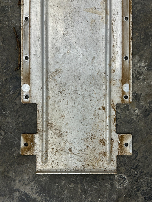 2014 AUDI R8 OEM CENTER UNDERBODY SKID PLATE SPLASH SHIELD PANEL 420 825 102 A
