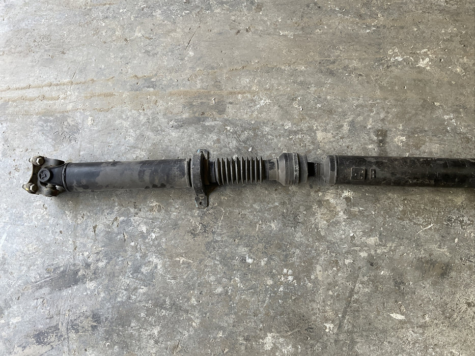 2016-2018 NISSAN TITAN XD 4X4 DIESEL DRIVE SHAFT W/HARDWARE 37300-EZ00D