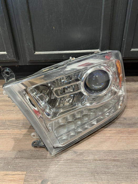 2017 DODGE RAM 3500 DRIVER LEFT HALOGEN HEADLIGHT OEM