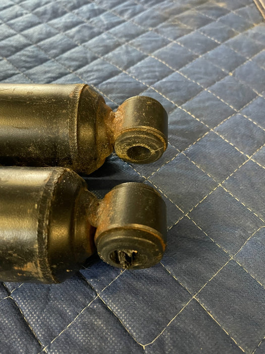 2021 FORD F450 REAR STRUT SHOCKS SET OEM 300 MILES