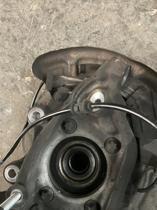 2017 MERCEDES C63 AMG W205 REAR LEFT DRIVER SPINDLE KNUCKLE HUB BEARING OEM