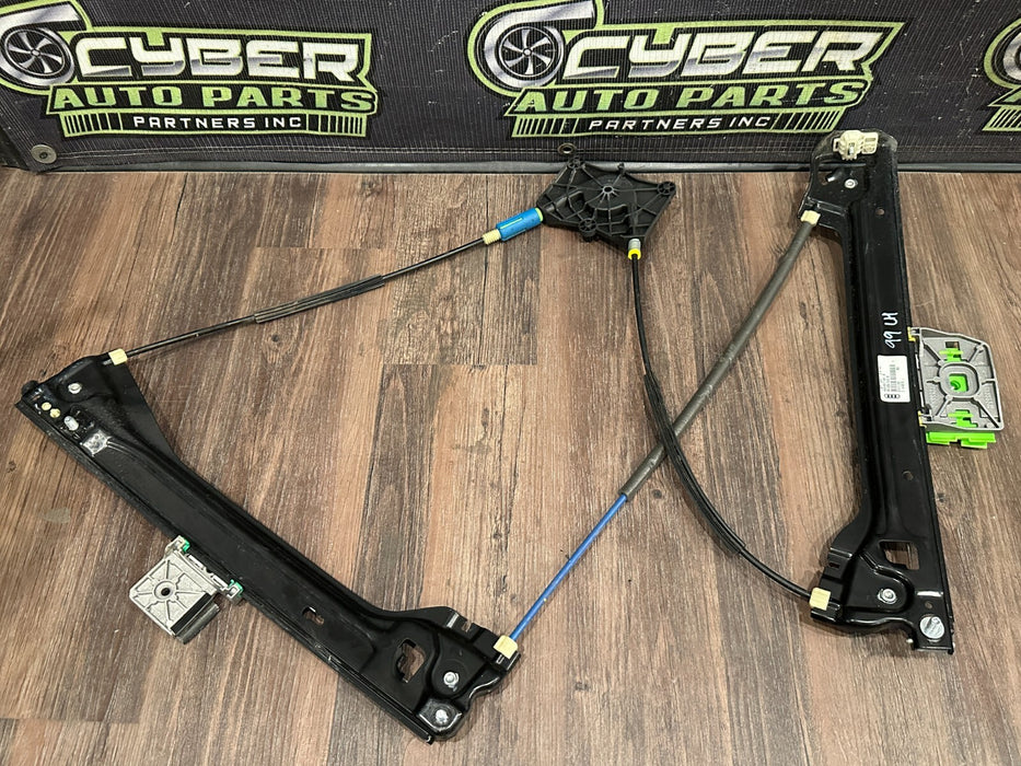 2021 AUDI R8 LEFT WINDOW REGULATOR ASSEMBLY OEM 4S8 837 461 B