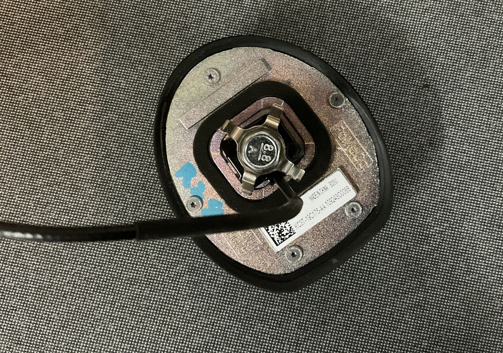 2017 2018 2019 FORD F250 F350 F450 ROOF SHARK FIN W/ ANTENNA OEM